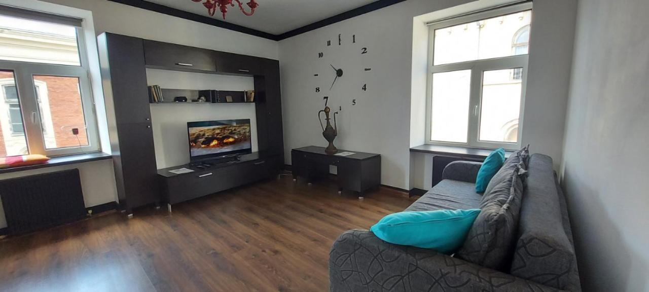 Stylish Deluxe Apartments!!! Apartment